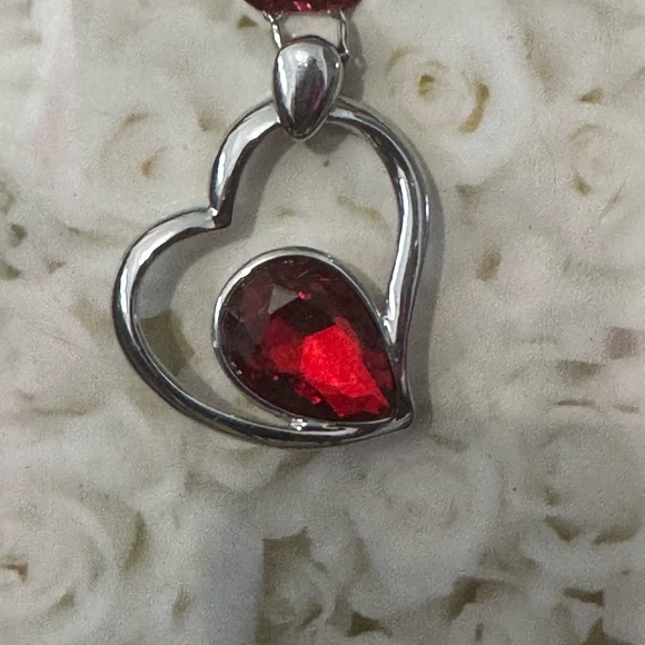 Floating Red Crystal Tear Drop Silver Heart Necklace - Picture 1 of 3